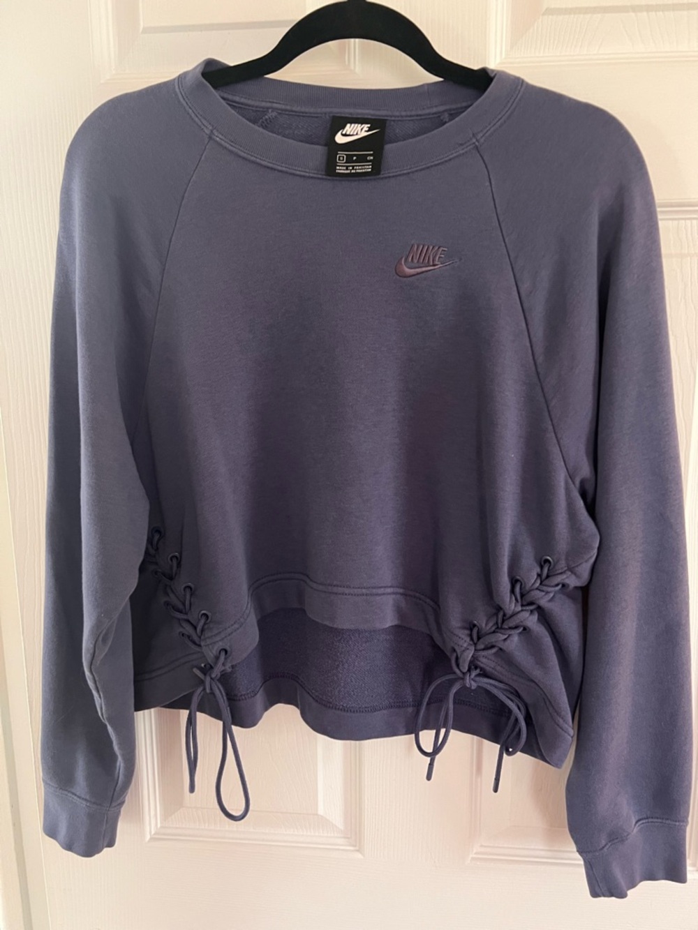 Nike Women's Lace-Up Cropped Sweatshirt